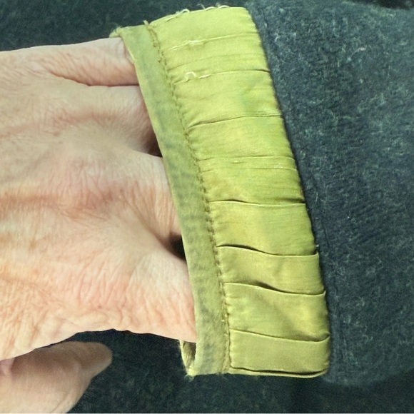 Icelandic Design Green Silk Appliqué Embroidered Lined Wool Jacket Women’s Sm - Picture 15 of 16